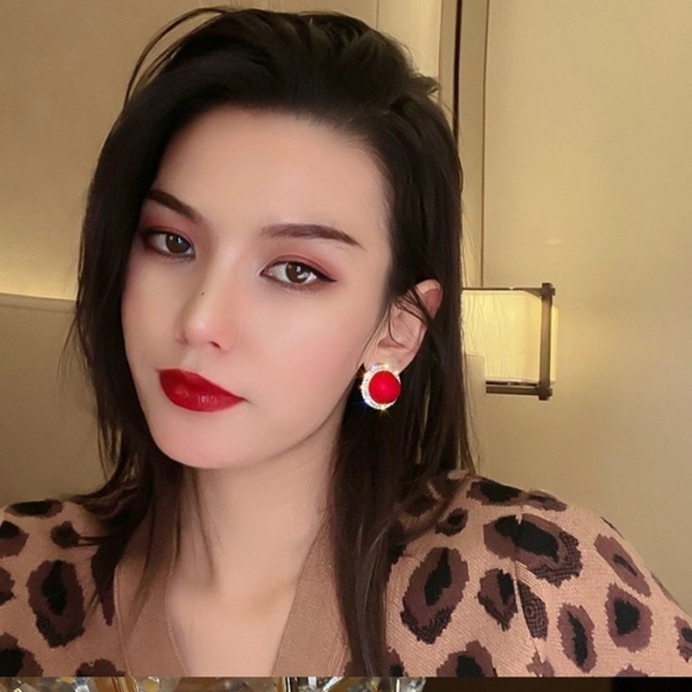 Red Christmas fashion earrings
